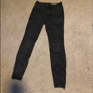 🦇Pilcro Anthropologie Skinny Jeans🦇